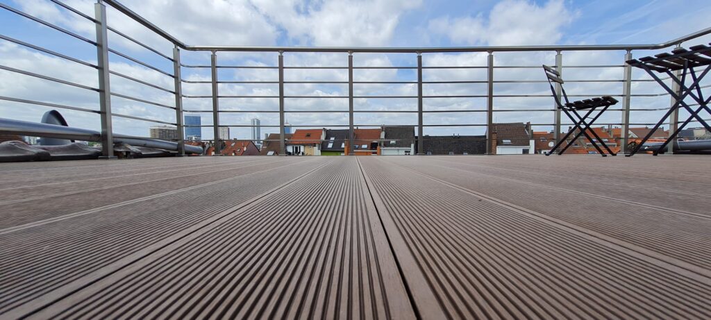 Aménagement de jardin et terrasse à Bruxelles – rénovation et travaux extérieurs par Goldmann.EU