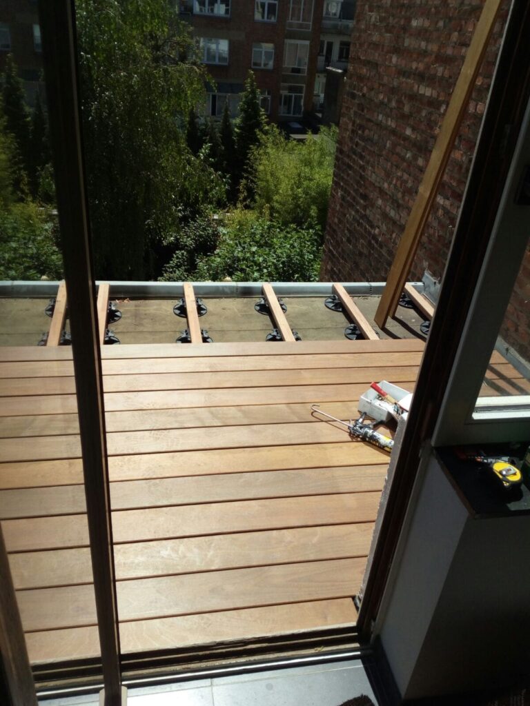 Aménagement de jardin et terrasse à Bruxelles – rénovation et travaux extérieurs par Goldmann.EU