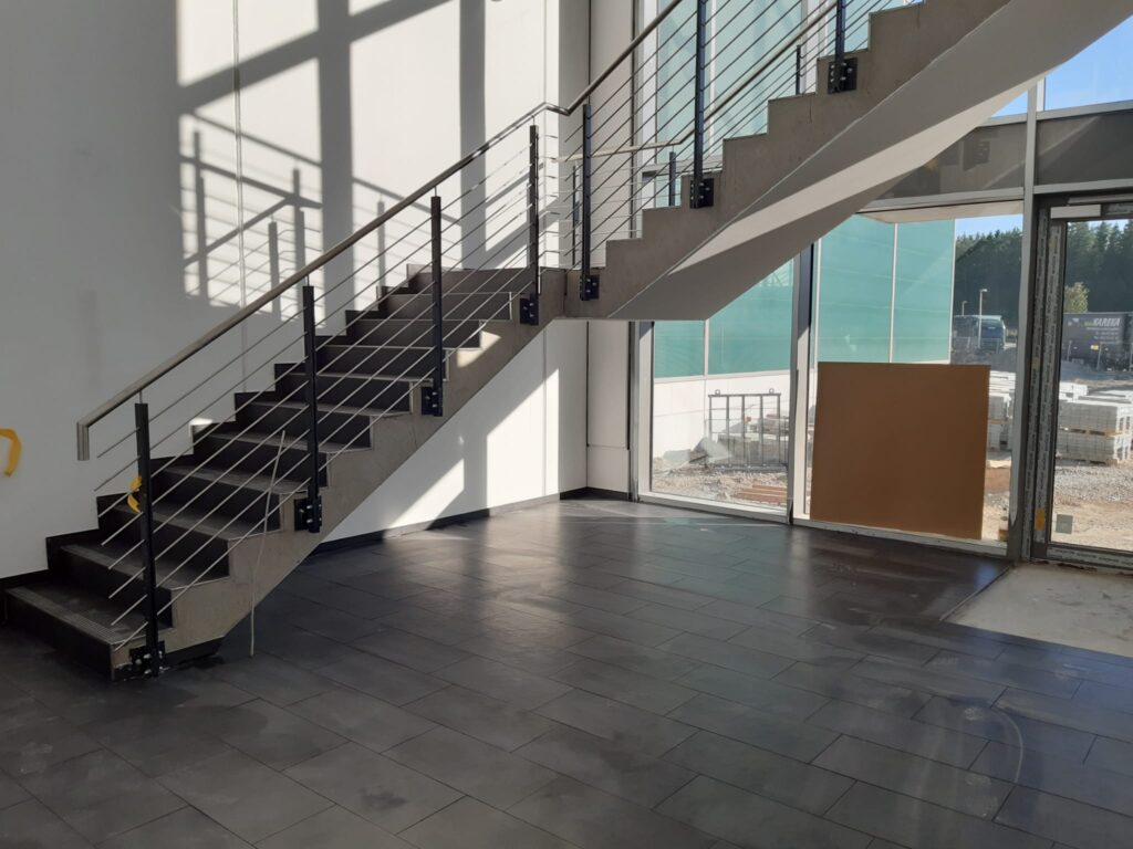 Pose de Velux et escalier à Bruxelles – fenêtre de toit, installation et rénovation par Goldmann.EU