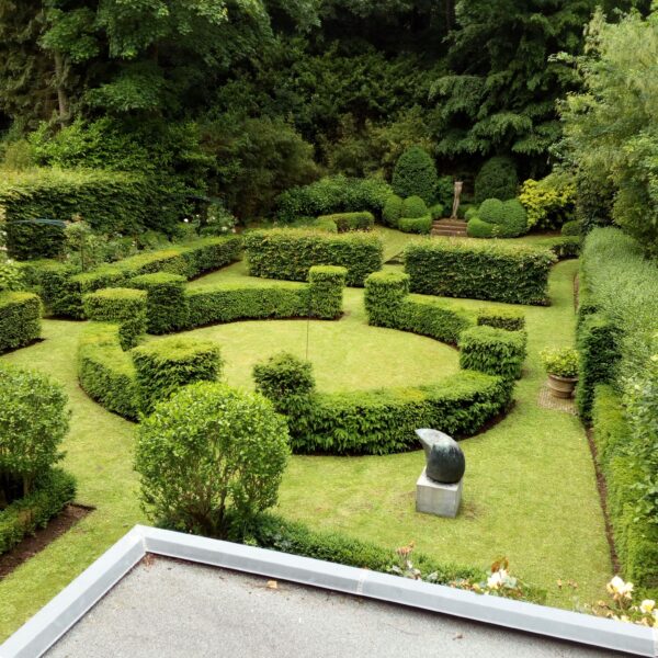 Aménagement de jardin et terrasse à Bruxelles – rénovation et travaux extérieurs par Goldmann.EU