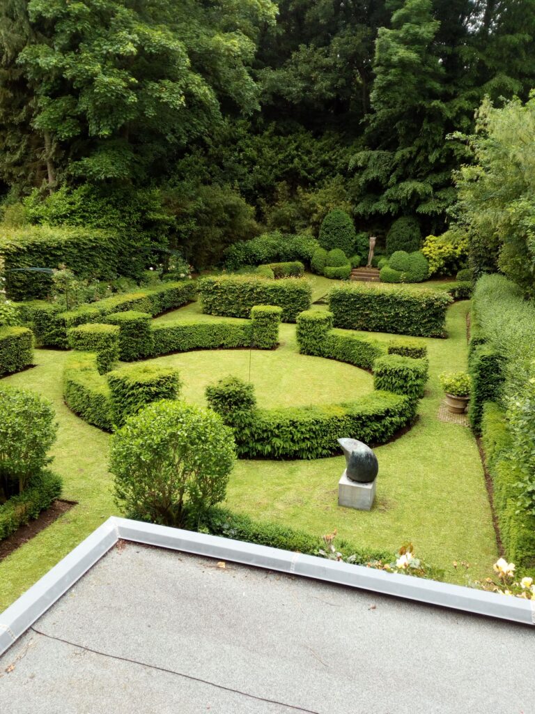 Aménagement de jardin et terrasse à Bruxelles – rénovation et travaux extérieurs par Goldmann.EU