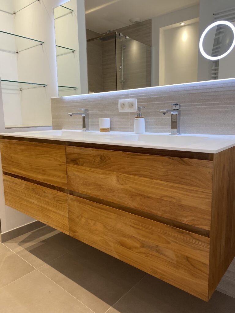 Rénovation salle de bain à Bruxelles – douche italienne, carrelage et installation sanitaire par Goldmann.EU