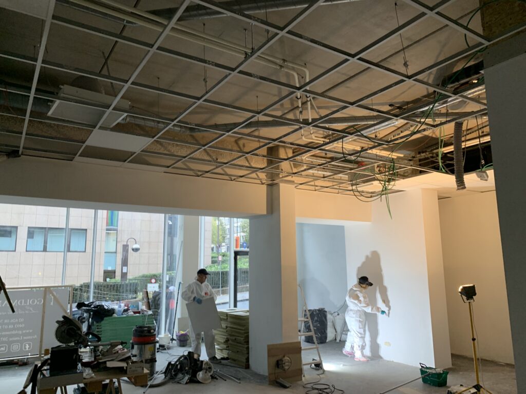 Peintre à Bruxelles – travaux de peinture intérieure, murs et plafonds par Goldmann.EU