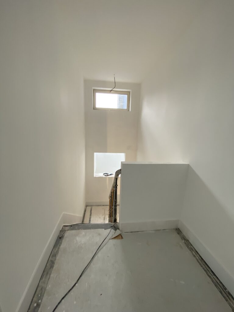 Peintre à Bruxelles – travaux de peinture intérieure, murs et plafonds par Goldmann.EU