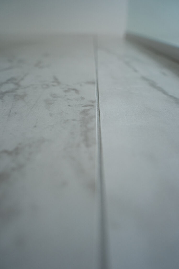 Rénovation salle de bain à Bruxelles – douche italienne, carrelage et installation sanitaire par Goldmann.EU