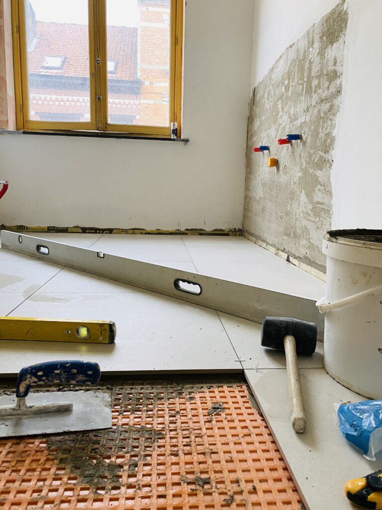Carreleur à Bruxelles – pose de carrelage sol et mur, salle de bain et rénovation par Goldmann.EU