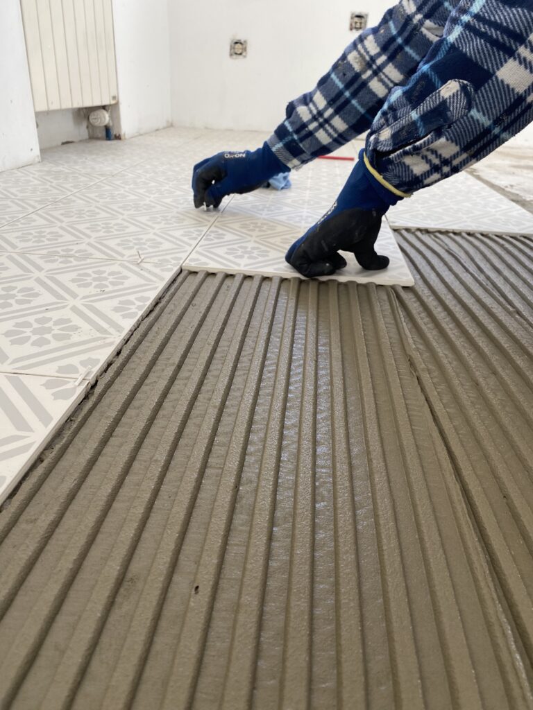 Carreleur à Bruxelles – pose de carrelage sol et mur, salle de bain et rénovation par Goldmann.EU