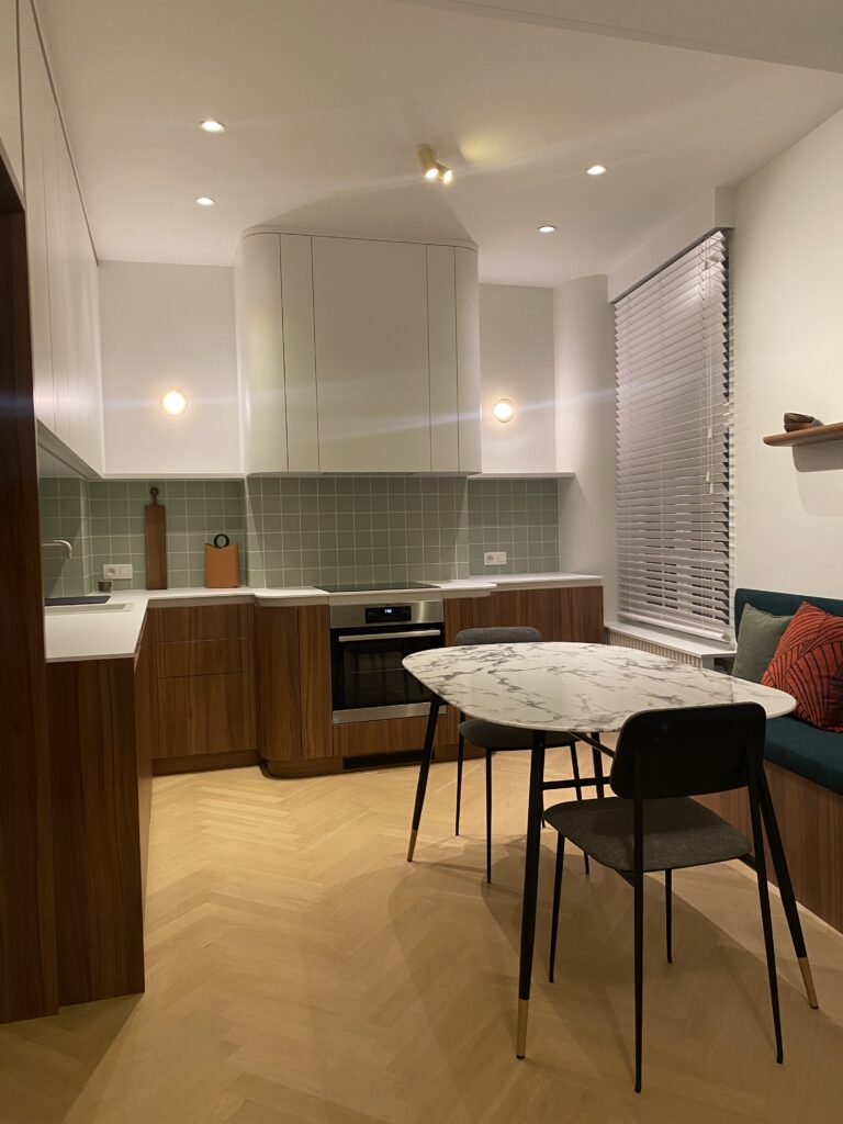 Électricien à Bruxelles – installation, rénovation et mise en conformité électrique RGIE par Goldmann.EU