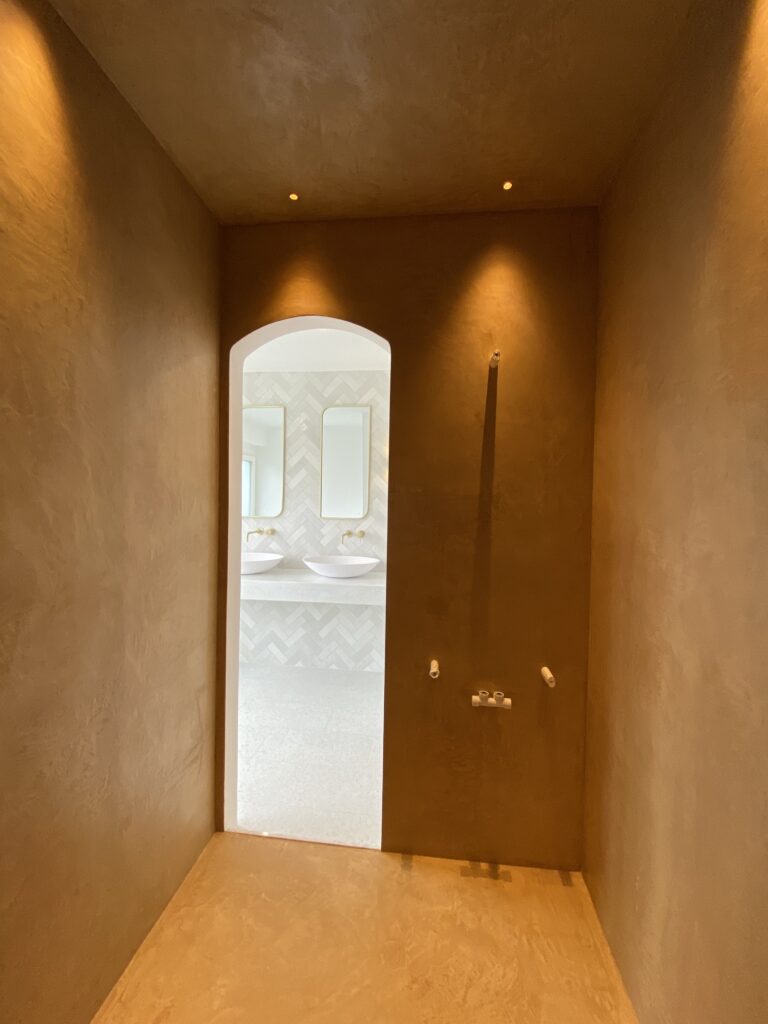 Rénovation salle de bain à Bruxelles – douche italienne, carrelage et installation sanitaire par Goldmann.EU