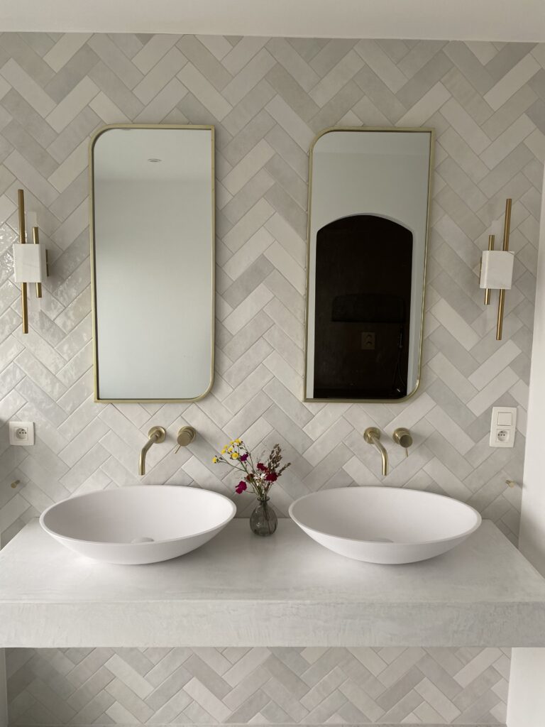 Rénovation salle de bain à Bruxelles – douche italienne, carrelage et installation sanitaire par Goldmann.EU