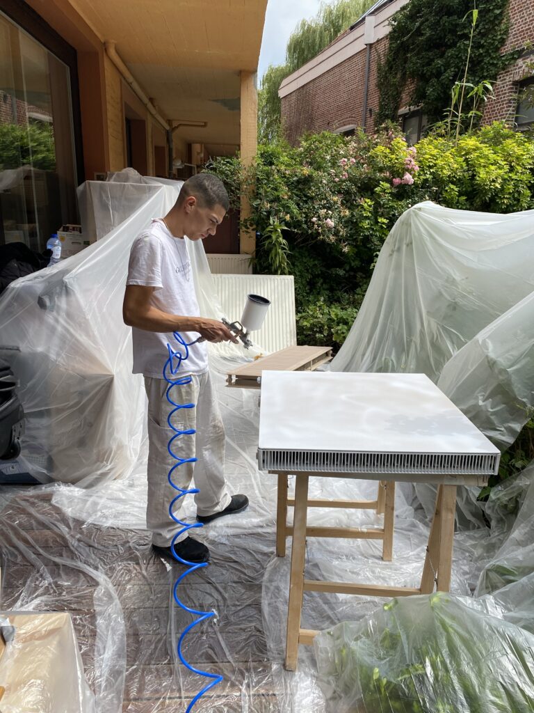 Peintre à Bruxelles – travaux de peinture intérieure, murs et plafonds par Goldmann.EU