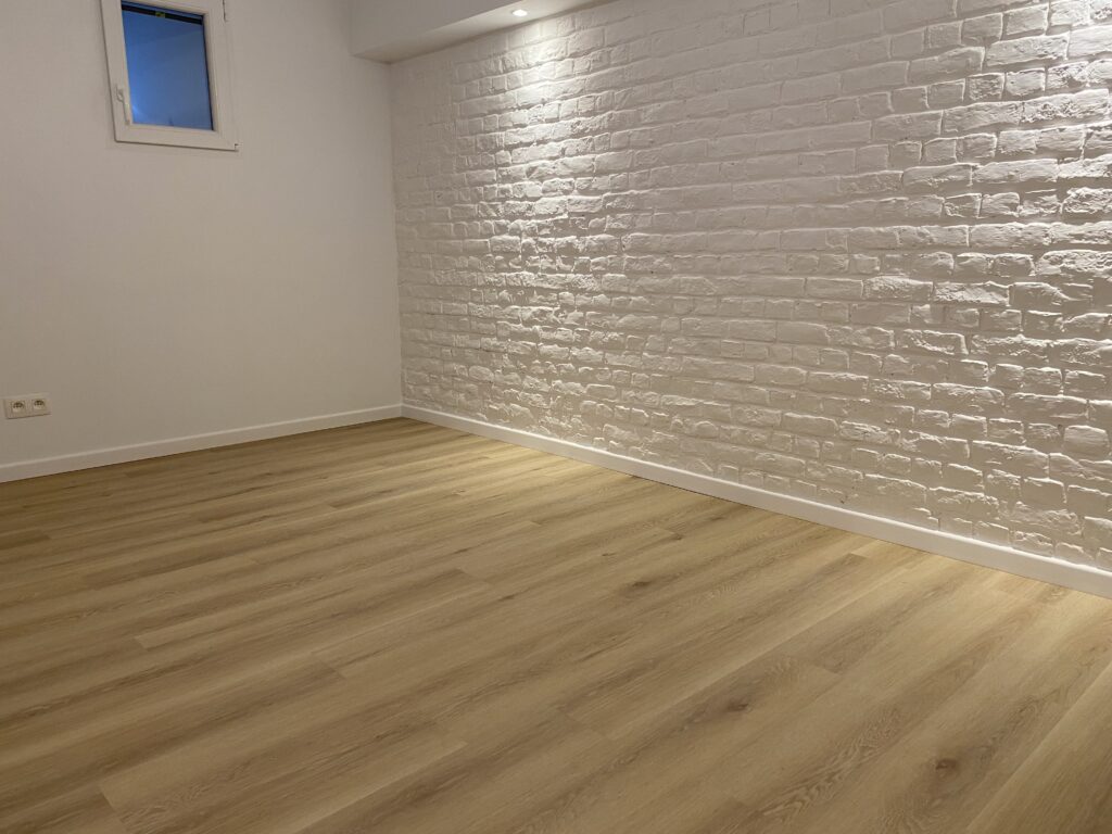 Peintre à Bruxelles – travaux de peinture intérieure, murs et plafonds par Goldmann.EU