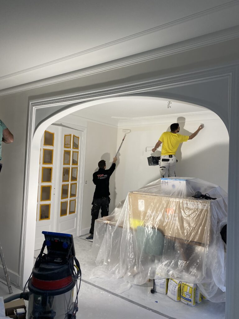 Peintre à Bruxelles – travaux de peinture intérieure, murs et plafonds par Goldmann.EU