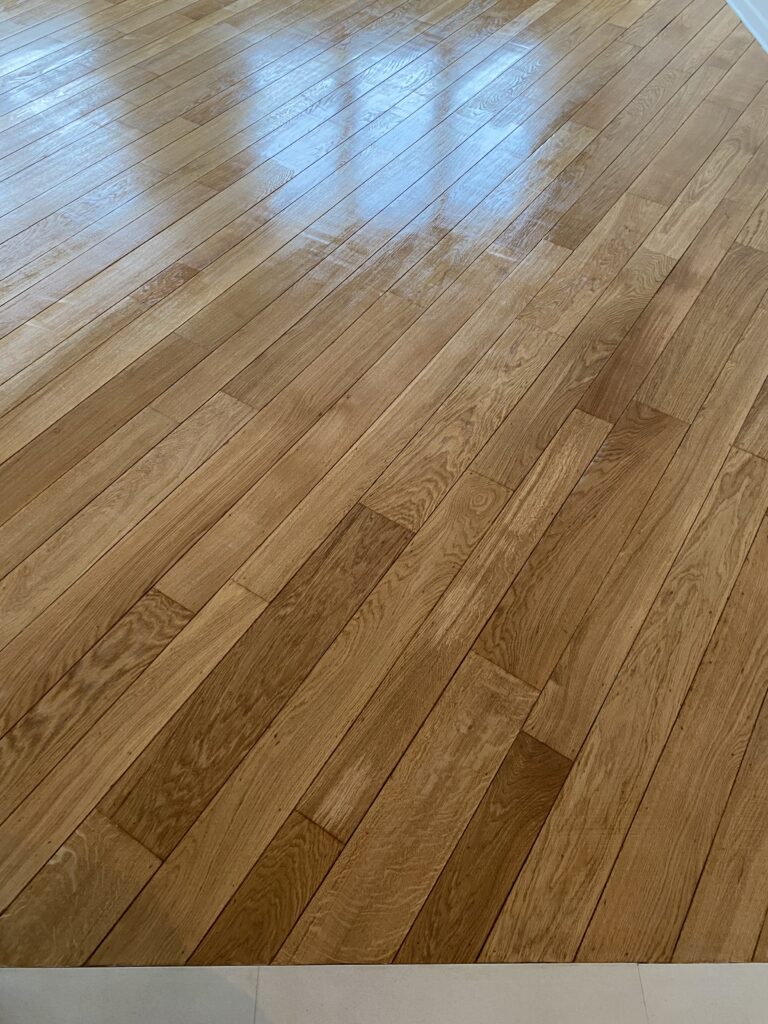 Parqueteur à Bruxelles – pose, rénovation et ponçage de parquet par Goldmann.EU