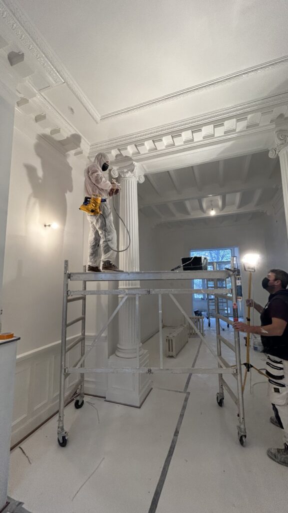 Peintre à Bruxelles – travaux de peinture intérieure, murs et plafonds par Goldmann.EU